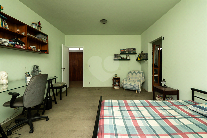 Foto REO1124950