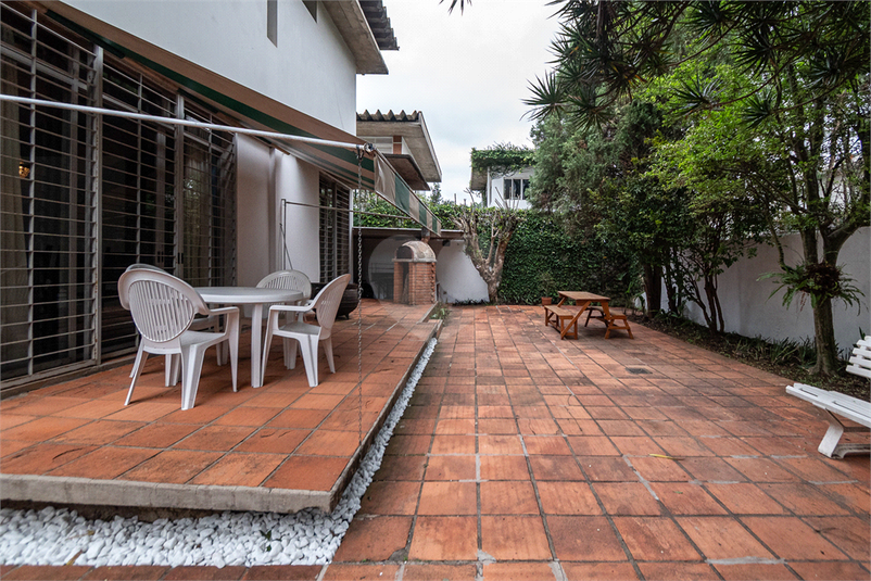 Foto REO1124950