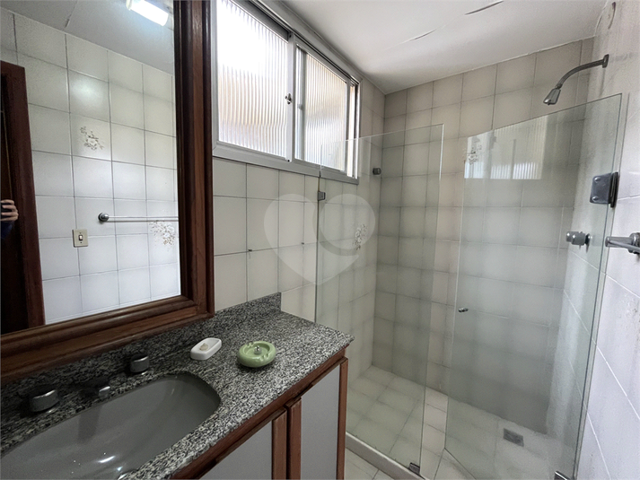 Foto REO1124979