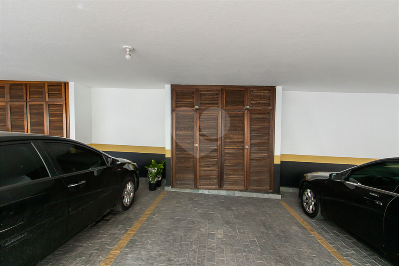 Foto REO1124991