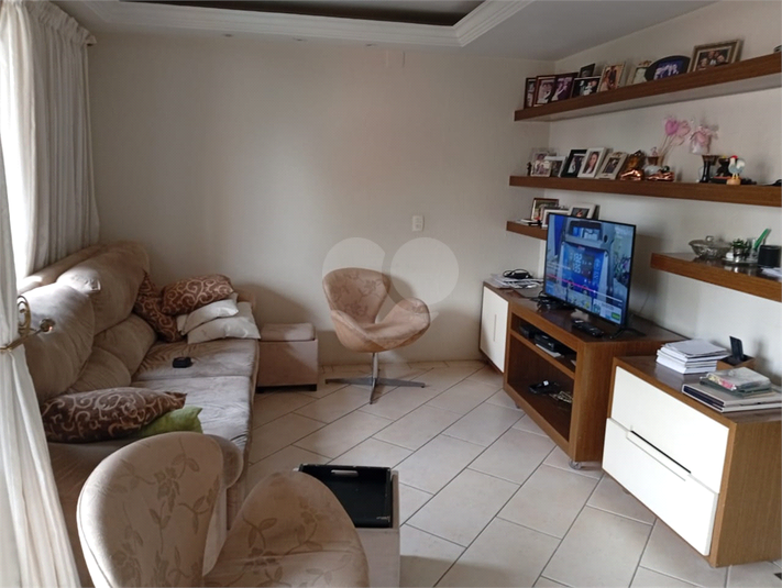 Foto REO1125006