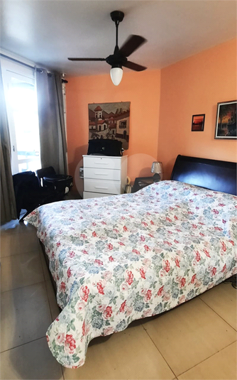 Foto REO1125008