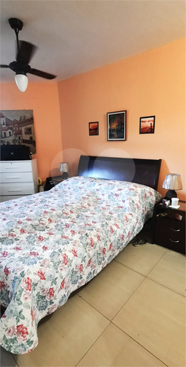 Foto REO1125008