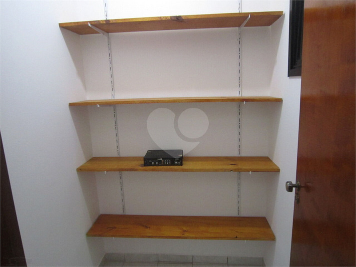 Foto REO1125015