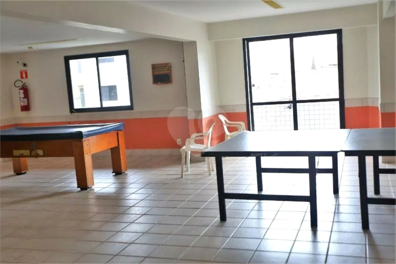 Foto REO1125015
