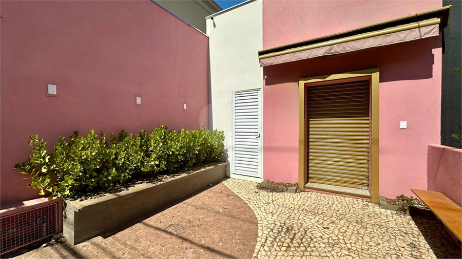 Foto REO1125016