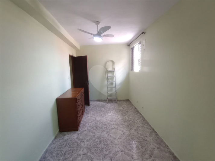 Foto REO1125022