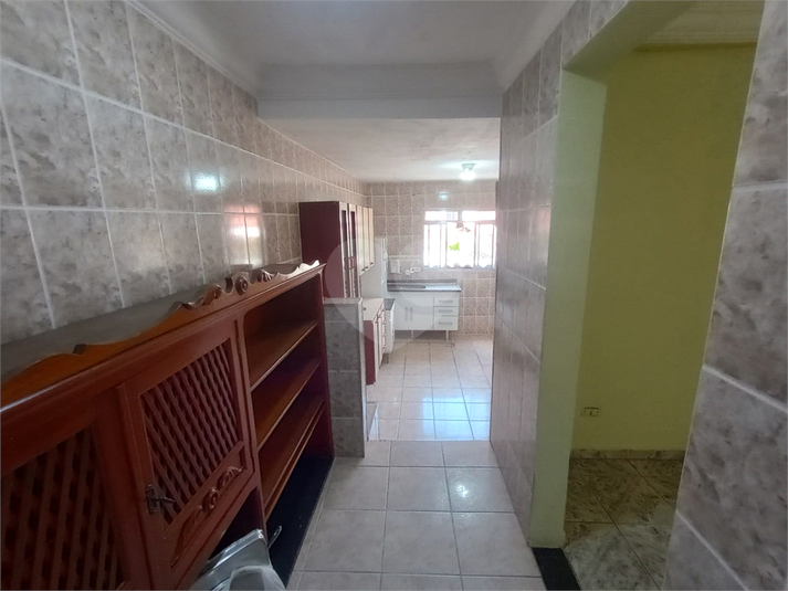 Foto REO1125022