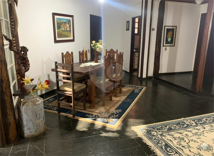 Foto REO1125023