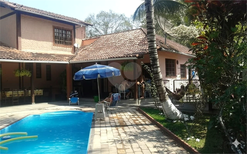 Foto REO1125023