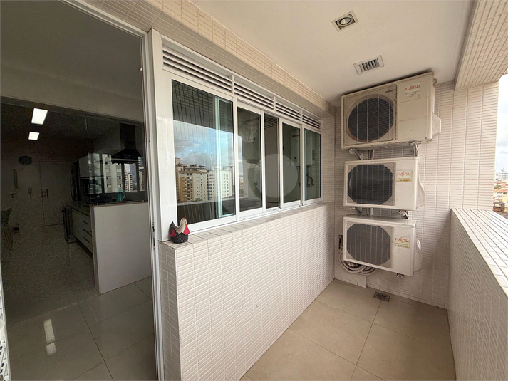 Foto REO1125025