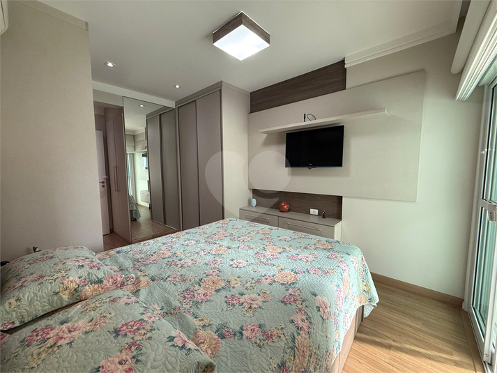 Foto REO1125025