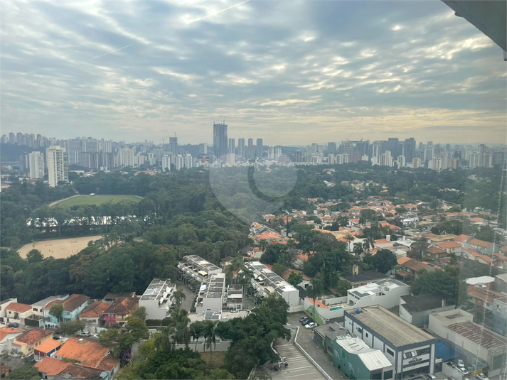 Foto REO1125026