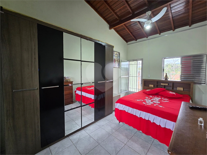 Foto REO1125030