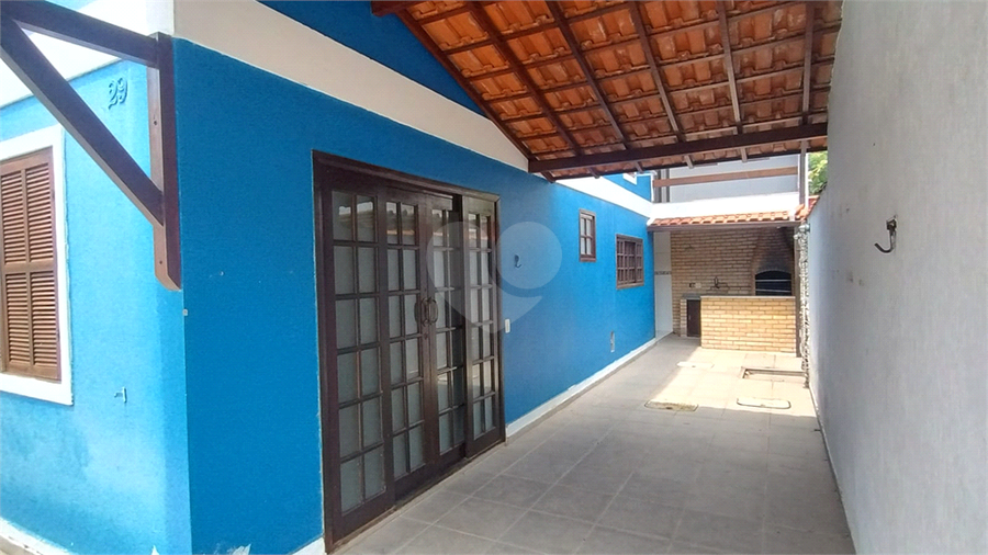 Foto REO1125034