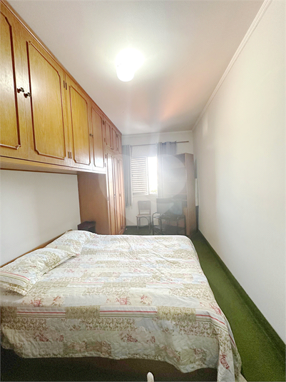 Foto REO1125035