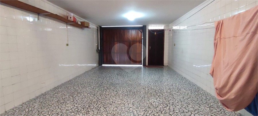Foto REO1125035