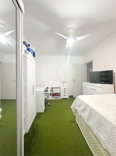 Foto REO1125035
