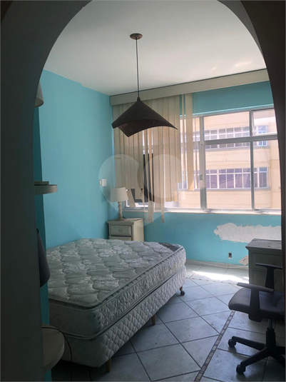 Foto REO1125041