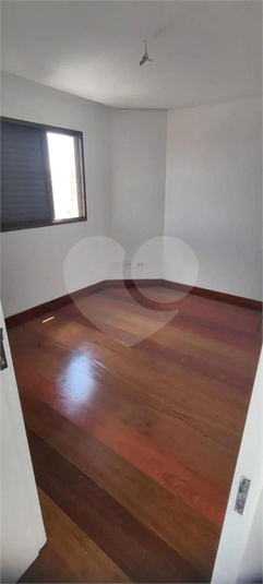 Foto REO1125042