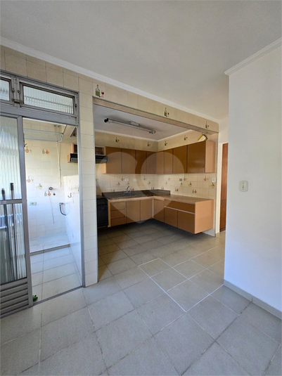 Foto REO1125044