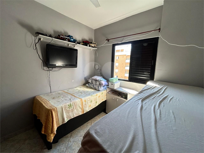 Foto REO1125046
