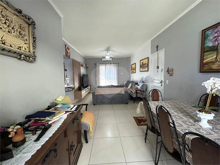 Foto REO1125046