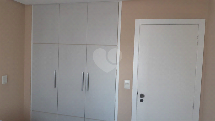 Foto REO1125057