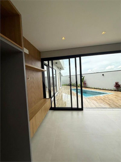 Foto REO1125060