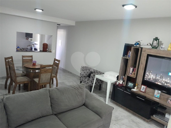 Foto REO1125067