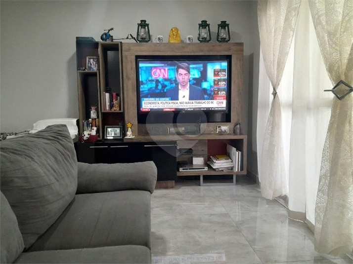 Foto REO1125067