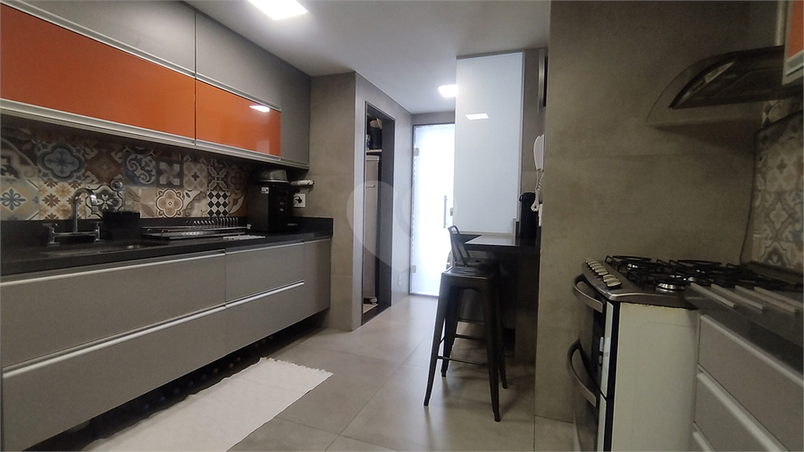 Foto REO1125073