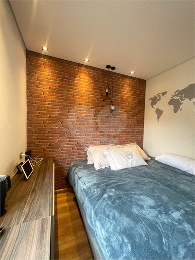 Foto REO1125076