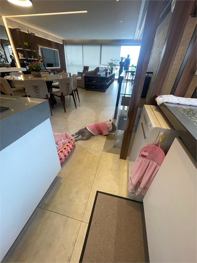 Foto REO1125076