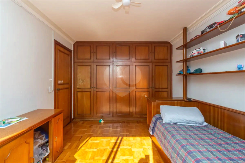 Foto REO1125092