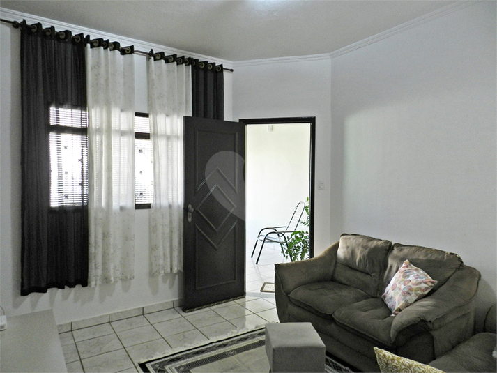 Foto REO1125099