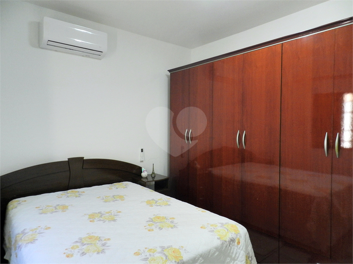 Foto REO1125099