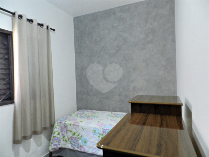 Foto REO1125099