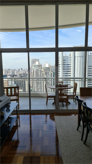 Foto REO112541