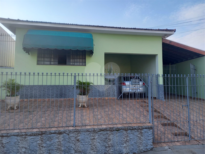 Foto REO1126118