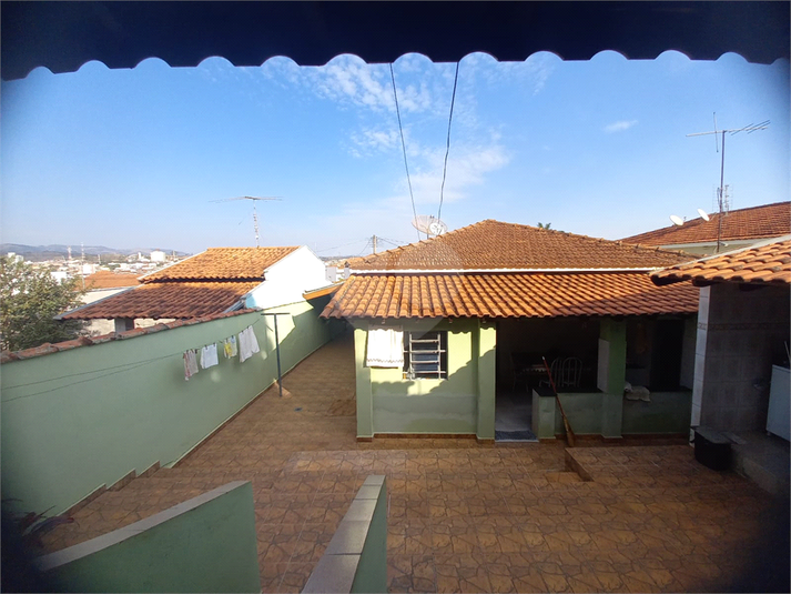 Foto REO1126118