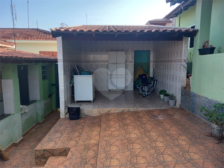 Foto REO1126118