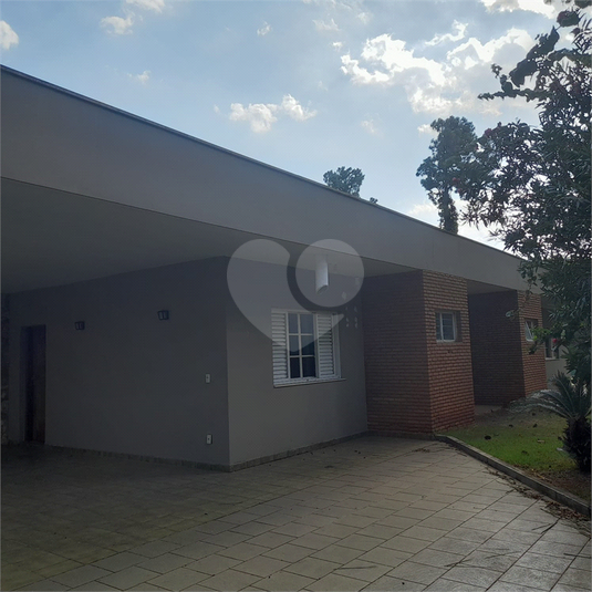 Foto REO1126165