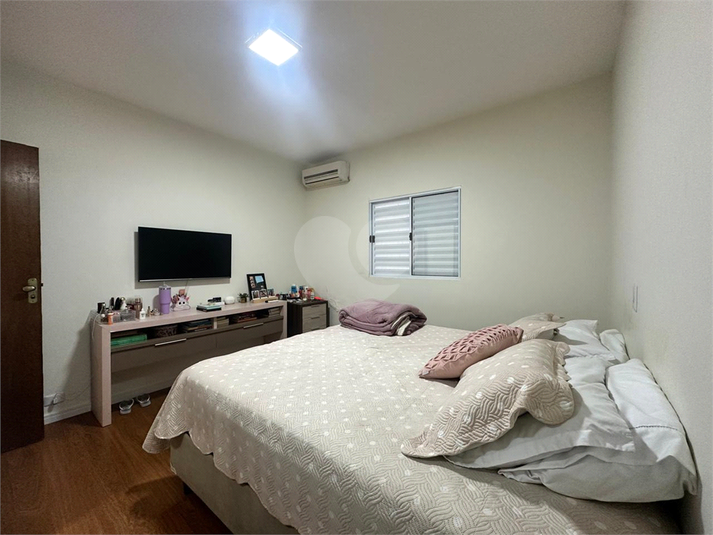 Foto REO1126191