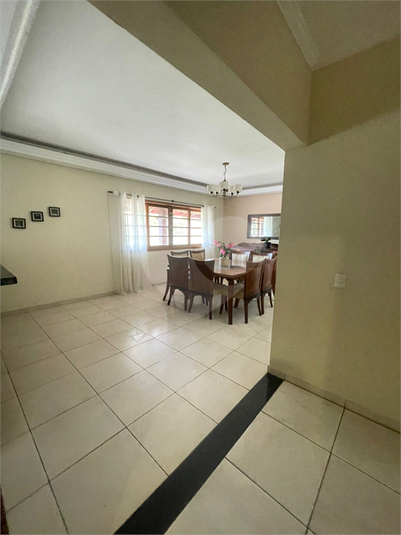 Foto REO1126226