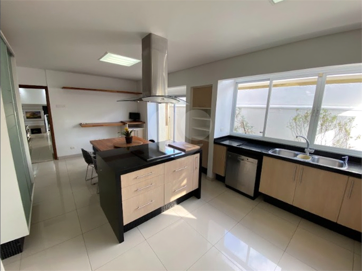 Foto REO1126247