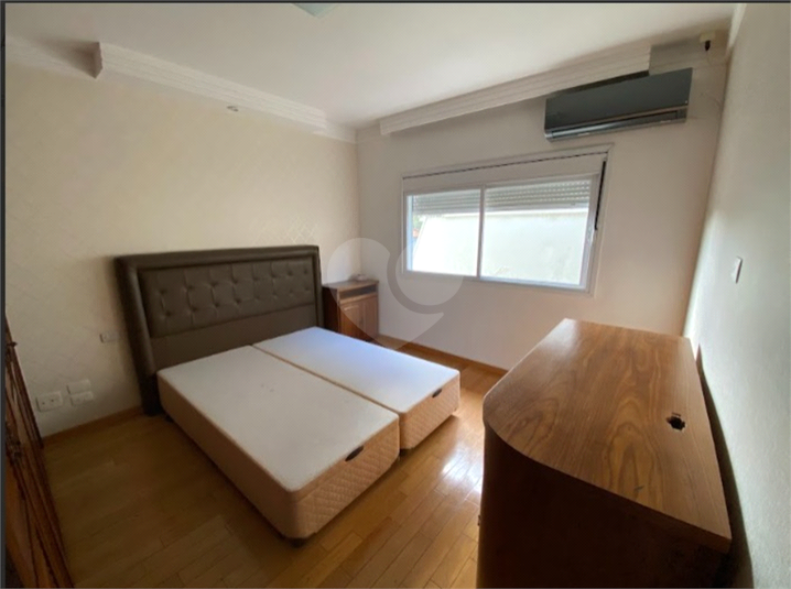 Foto REO1126247