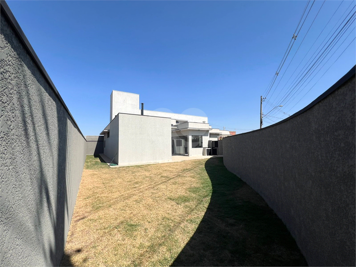 Foto REO1126257