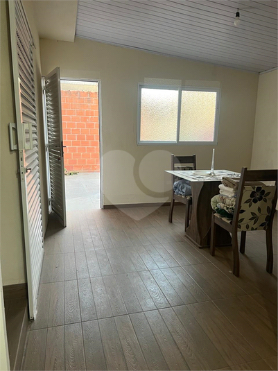 Foto REO1126274