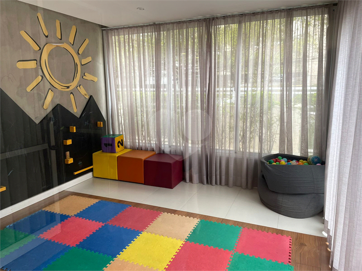 Foto REO1126291